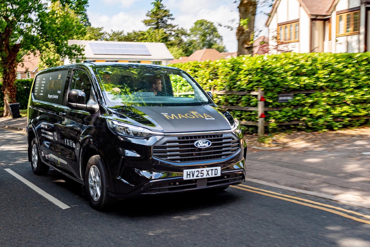 Magna Group Van Rolling Shot